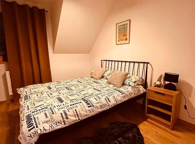 Appartement Sniezkowe - Dwupoziomowy Z Garazem