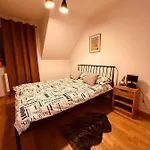 Apartment Sniezkowe - Dwupoziomowy Z Garazem